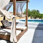 Terra Nova Luxury فيلة ميستراس