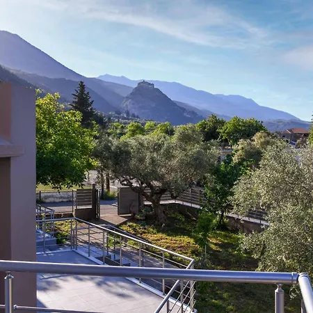 Terra Nova Luxury Μυστράς