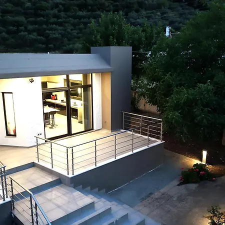 Terra Nova Luxury * Misztrász