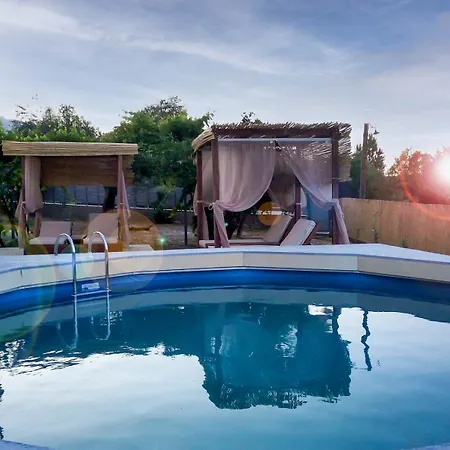 Terra Nova Luxury Βίλα