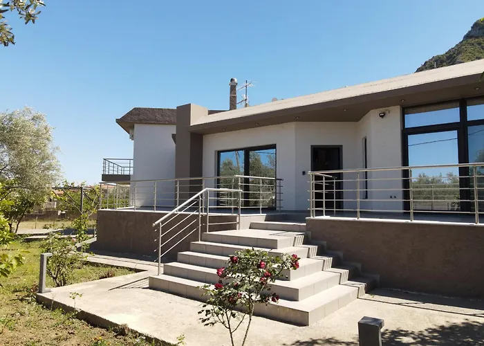 Terra Nova Luxury Villa Mystras