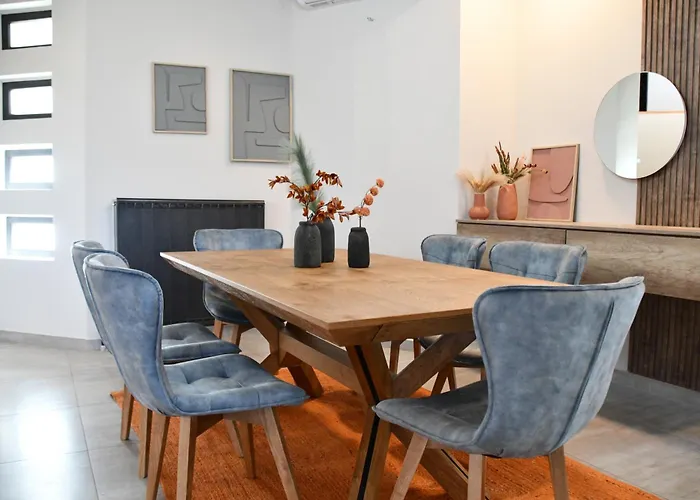 Terra Nova Luxury * Mystras