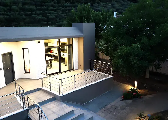 Terra Nova Luxury * Mystras