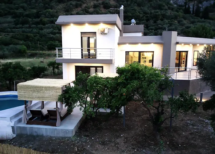 Terra Nova Luxury Villa *