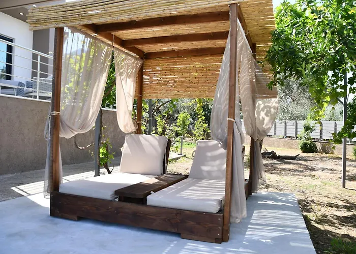 Terra Nova Luxury *