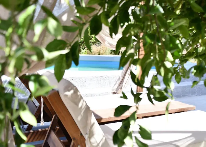 Terra Nova Luxury * Mystras